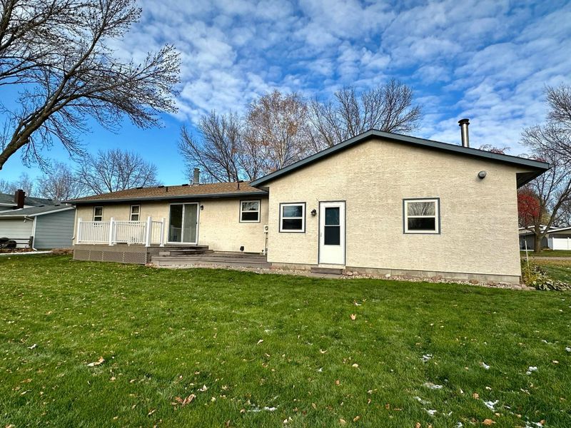 1508 11th St SE, Willmar, MN 56201