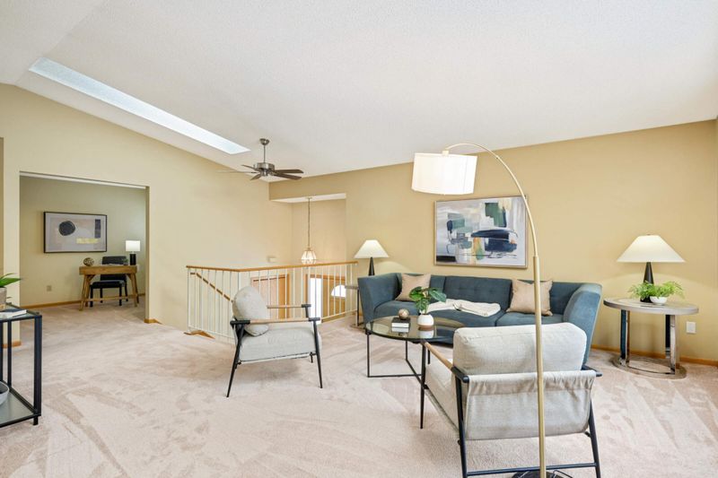 5561 Bimini Dr, Minnetonka, MN 55343