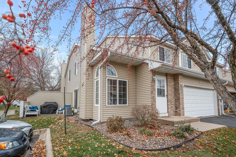 1206 Pecks Woods Dr #1206, New Brighton, MN 55112
