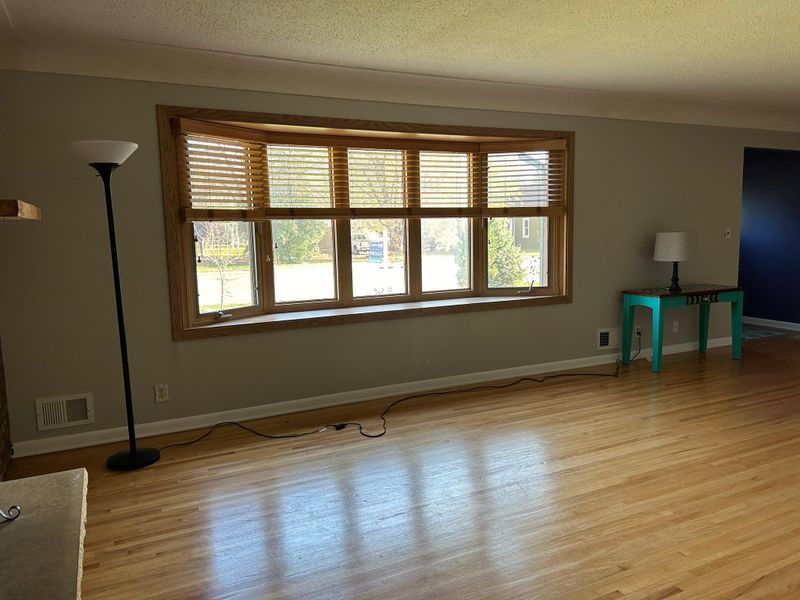 5697 Main Ave NE, Albertville, MN 55301