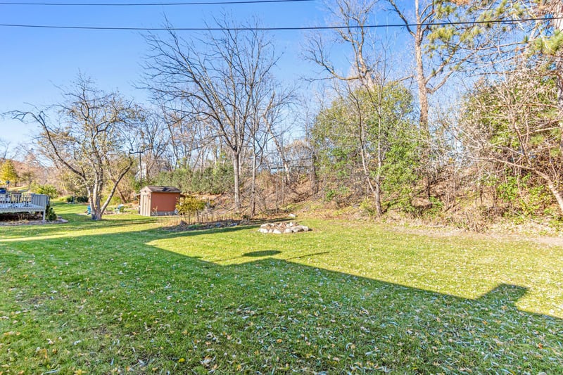 1820 Victoria Cir, Victoria, MN 55386