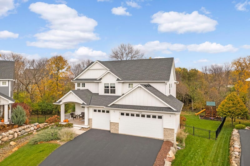 2320 Oliver Hill Rd, Orono, MN 55356