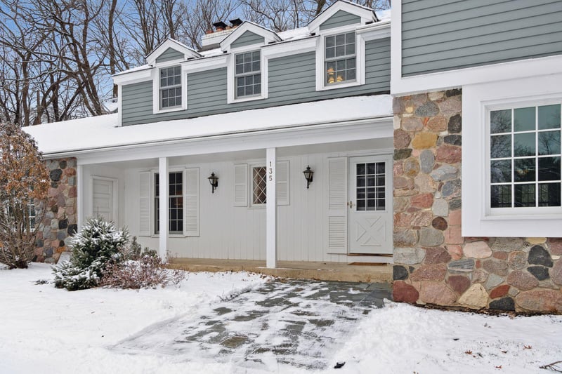 135 Chevy Chase Dr, Orono, MN 55391