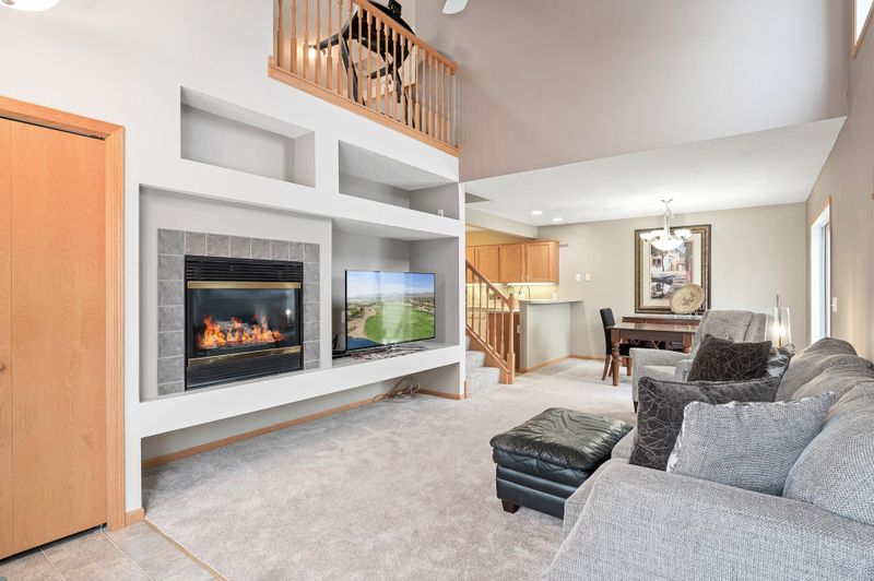2189 Affirmed Dr, Shakopee, MN 55379