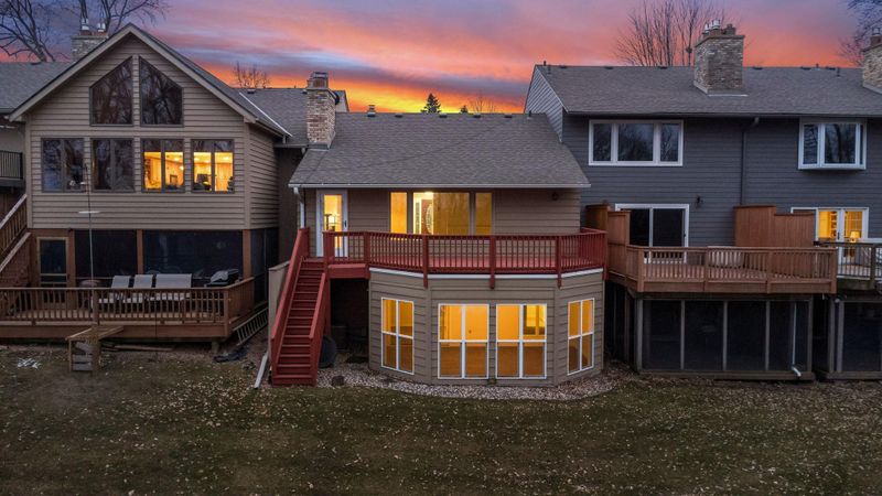 23 Carvers Green, Chaska, MN 55318