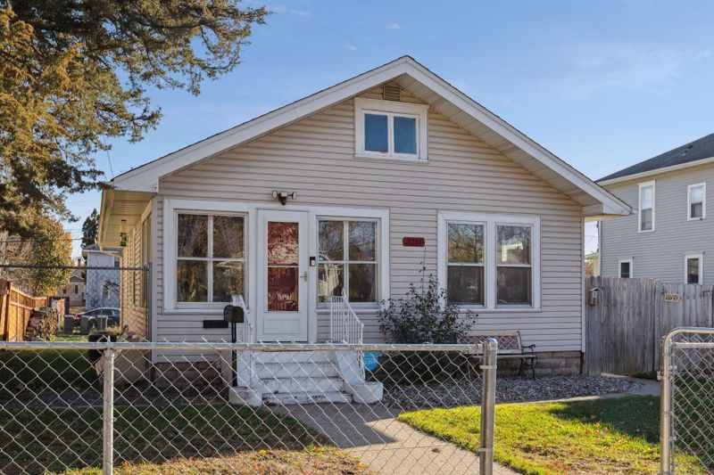 3214 Logan Ave N, Minneapolis, MN 55412