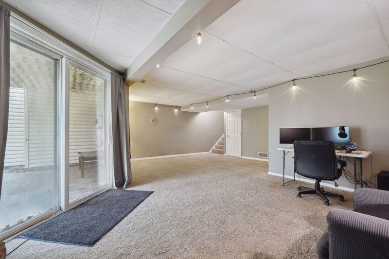 7228 Perry Ct E, Brooklyn Center, MN 55429