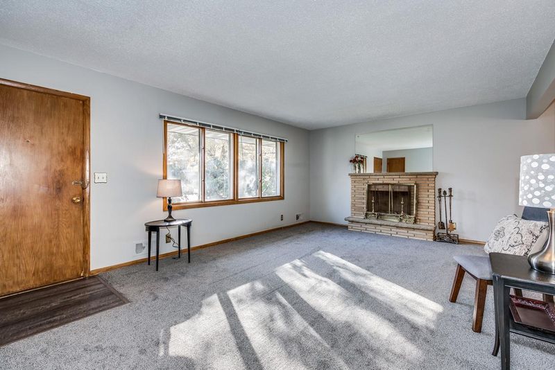 3318 64th Ave N, Brooklyn Center, MN 55429