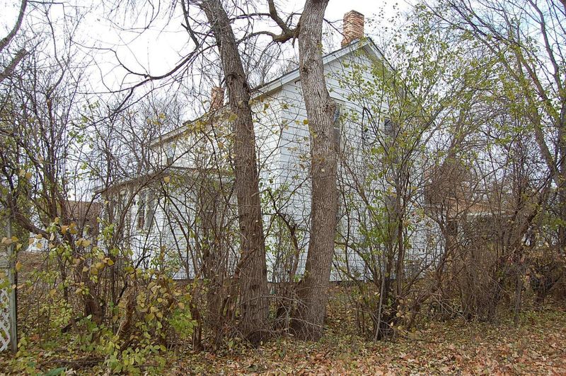 1467 Frost Ave, Maplewood, MN 55109