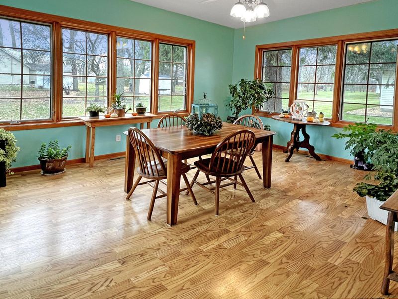 1906 25th St, Slayton, MN 56172