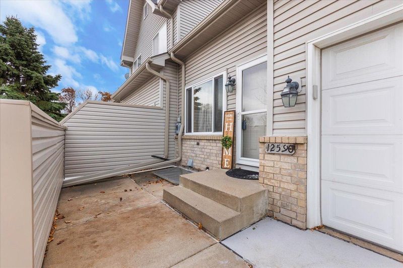 12590 74th Ave N, Maple Grove, MN 55369