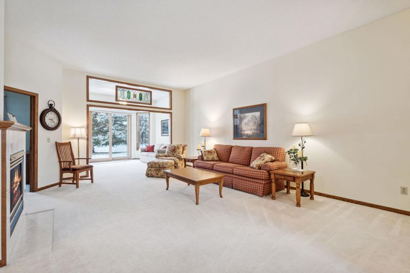15101 Derby Cir, Rosemount, MN 55068