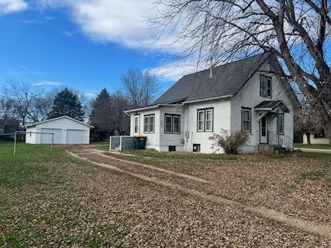 370 6th St NW, Buffalo Lake, MN 55314