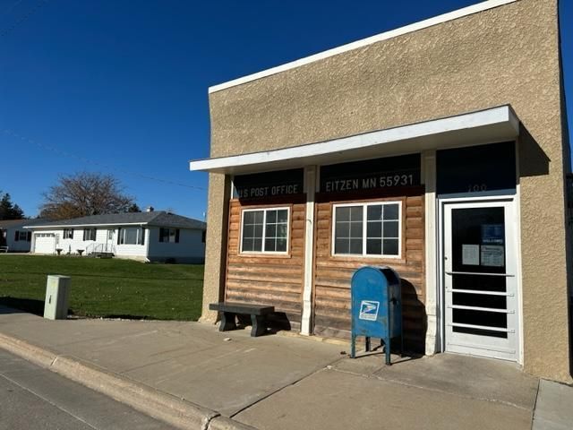 100 W Main St, Eitzen, MN 55931