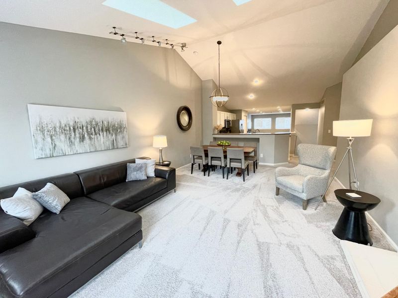 2178 Cool Stream Cir, Eagan, MN 55122