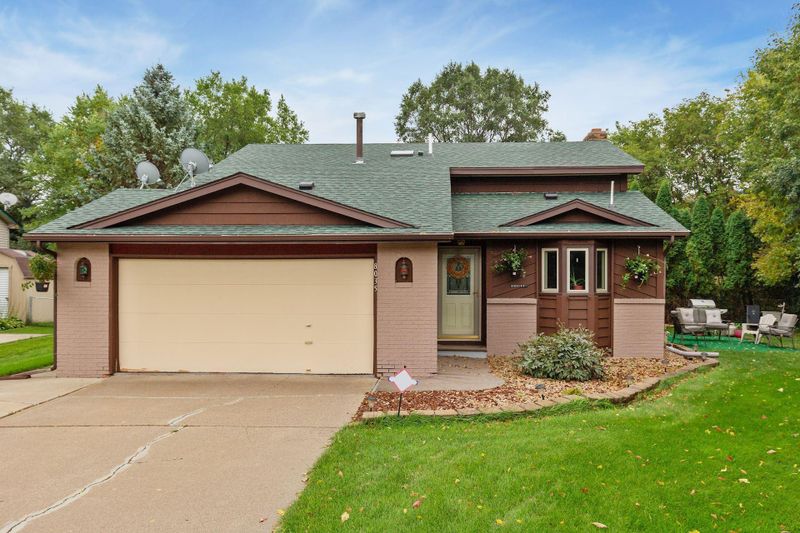 8035 Dupont Ct N, Brooklyn Park, MN 55444