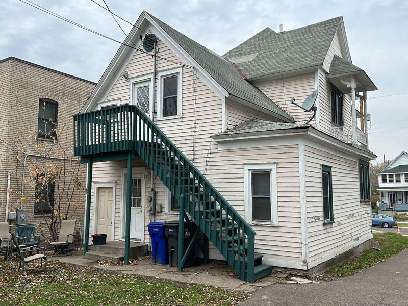 658 Conway St, Saint Paul, MN 55106