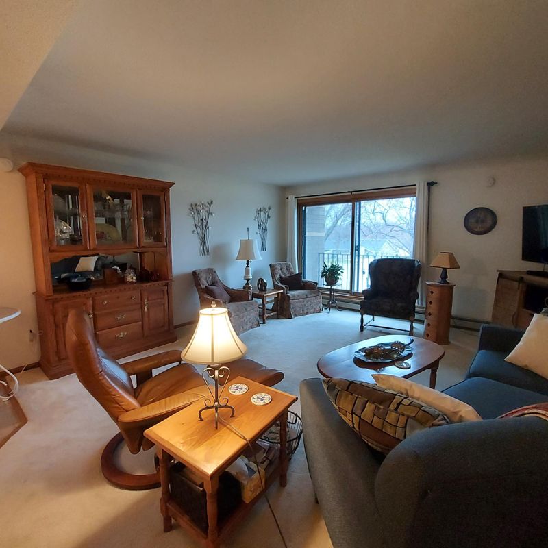 1801 Becker Ave SE #208, Willmar, MN 56201