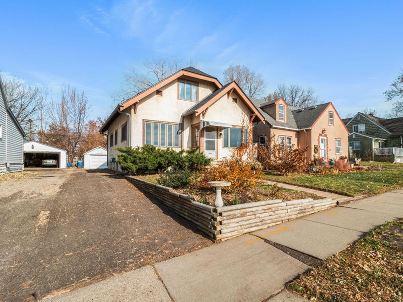 1733 Fremont Ave, Saint Paul, MN 55106