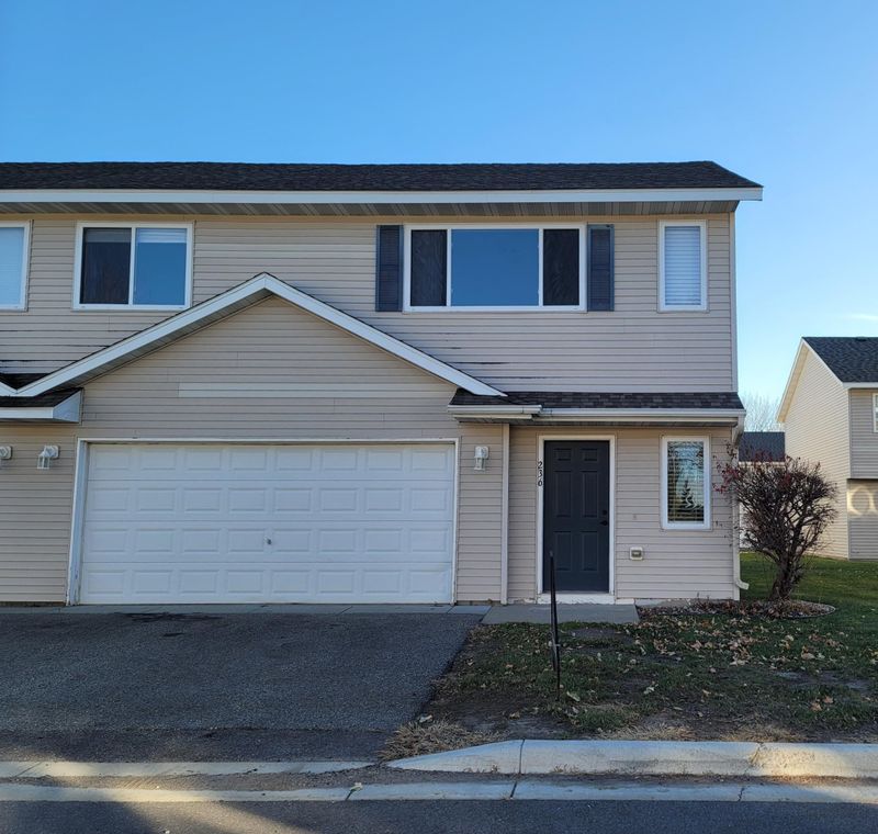 236 Tanager Pa, Mankato, MN 56001