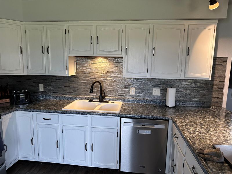 102 Park Ln, Canby, MN 56220