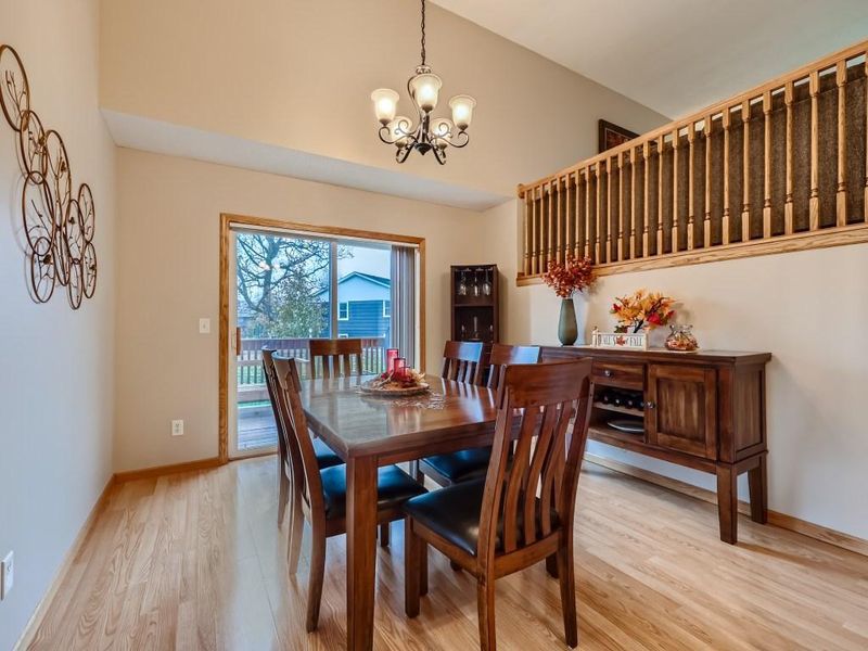 641 Highland Ln, Lino Lakes, MN 55014