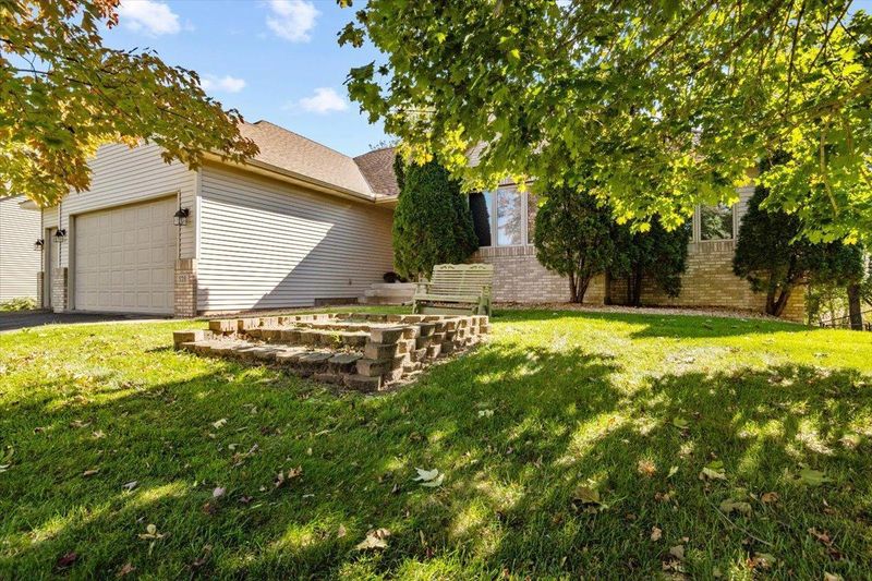 528 139th Ln NW, Andover, MN 55304