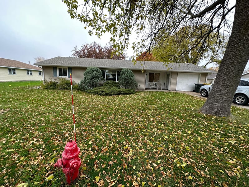 214 NW 3rd St, Pennock, MN 56279