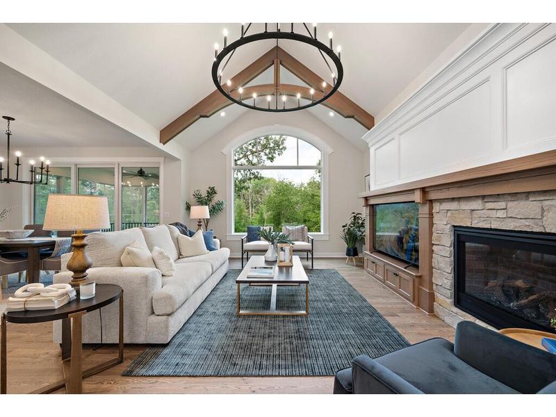 3 Pondview Trl, North Oaks, MN 55127