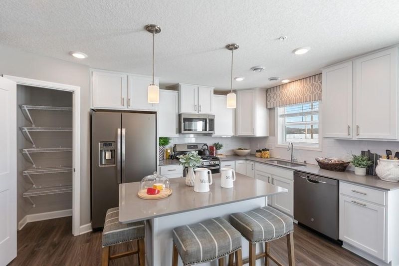 2143 Bay Dr, Lino Lakes, MN 55038