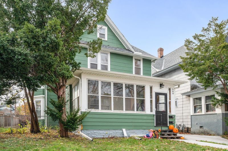 988 Margaret St, Saint Paul, MN 55106