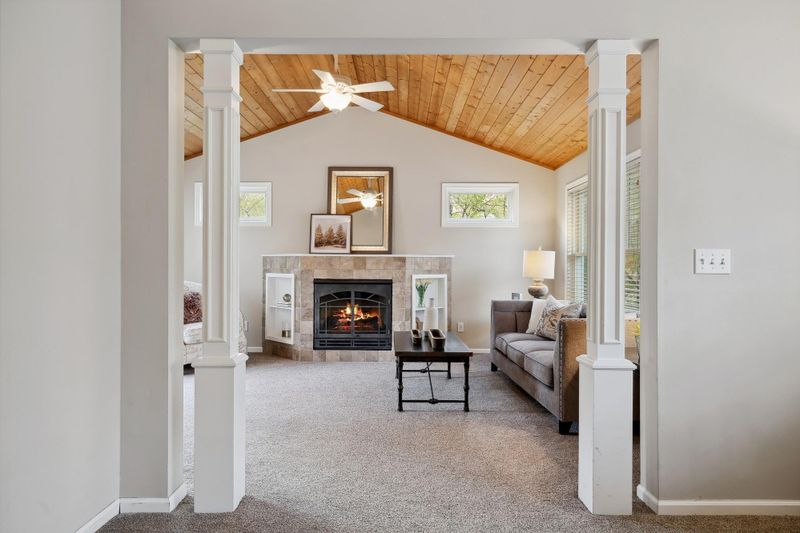 13632 Spring Lake Rd, Minnetonka, MN 55345