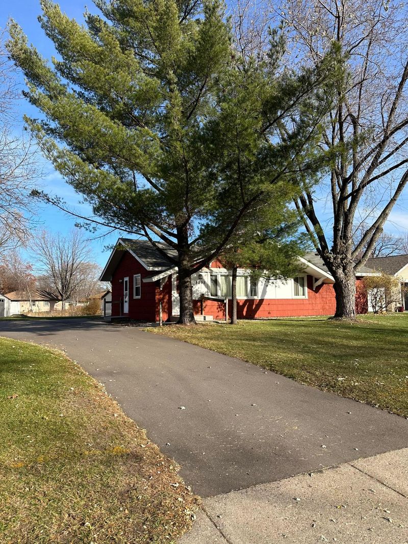 8595 Hilo Trl S, Cottage Grove, MN 55016