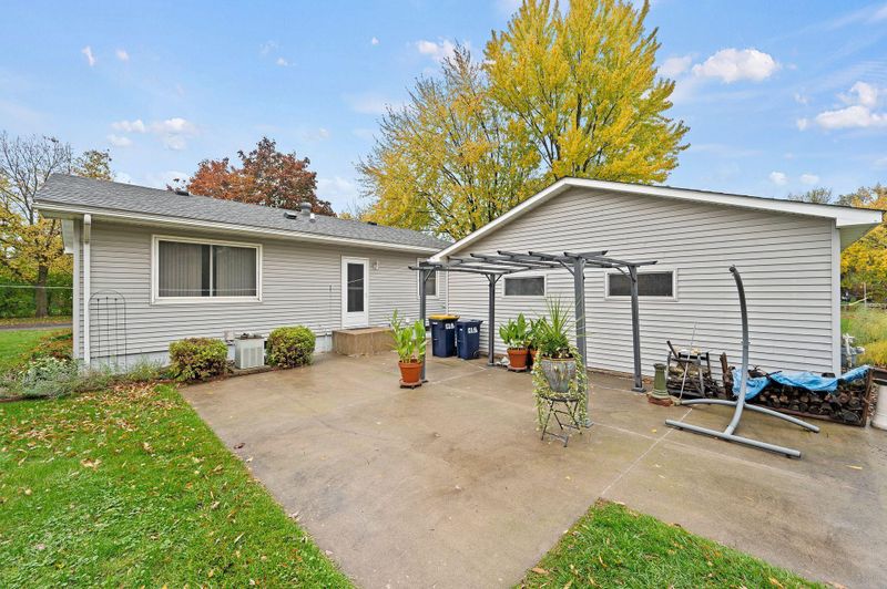 166 Campbell St S, Prescott, WI 54021