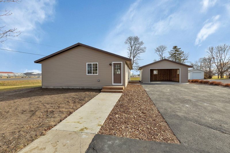 500 Borgerding Ave, Belgrade, MN 56312