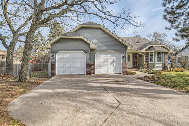 12275 Magnolia St NW, Coon Rapids, MN 55448