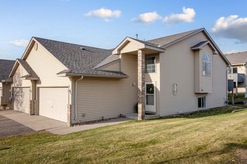 4373 Harvest Ct, Monticello, MN 55362