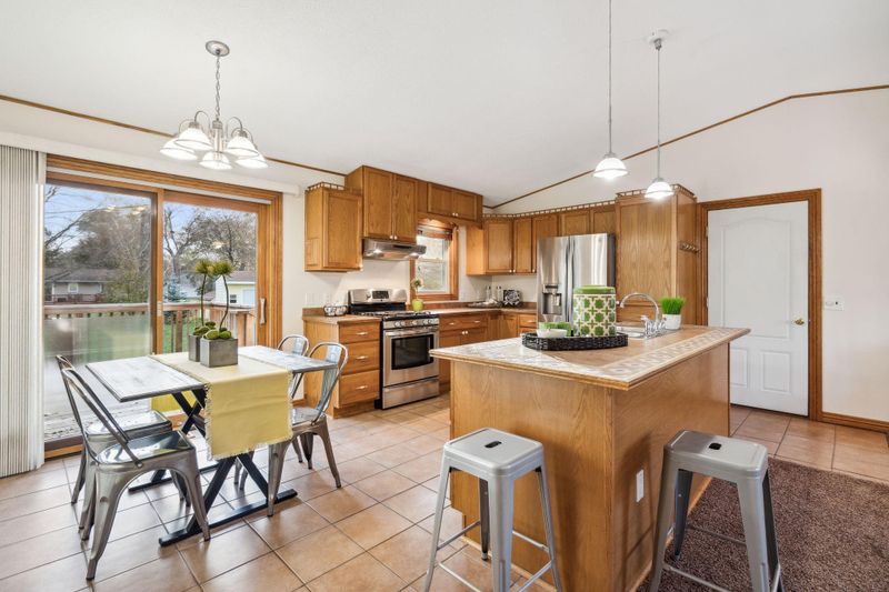 11308 Winnetka Ave N, Champlin, MN 55316