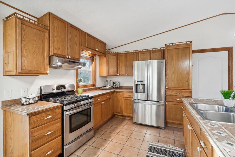 11308 Winnetka Ave N, Champlin, MN 55316