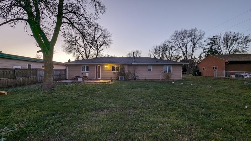 15970 Comstock Ave E, Rosemount, MN 55068