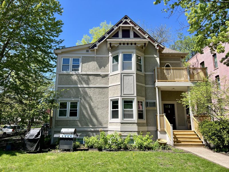 385 Ashland Ave, Saint Paul, MN 55102