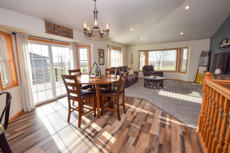 178 West St, Saint Martin, MN 56376