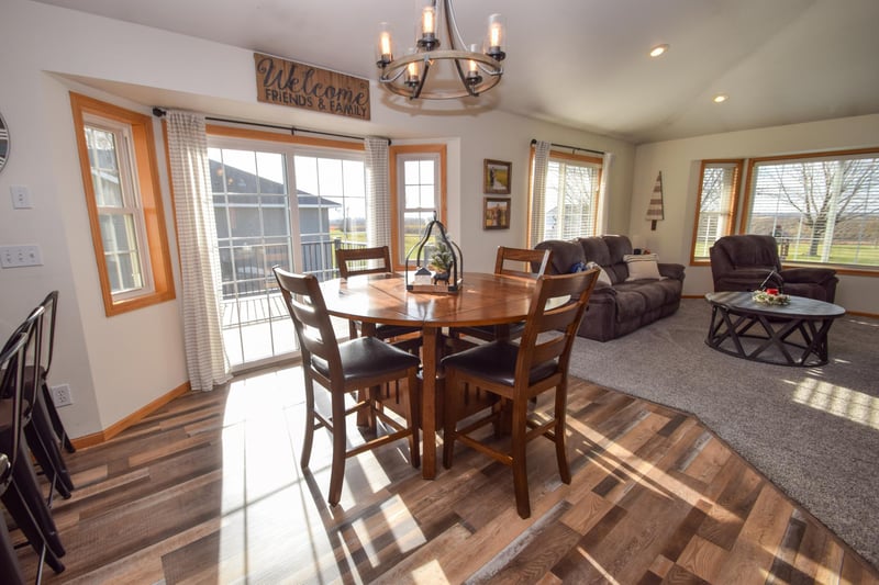 178 West St, Saint Martin, MN 56376