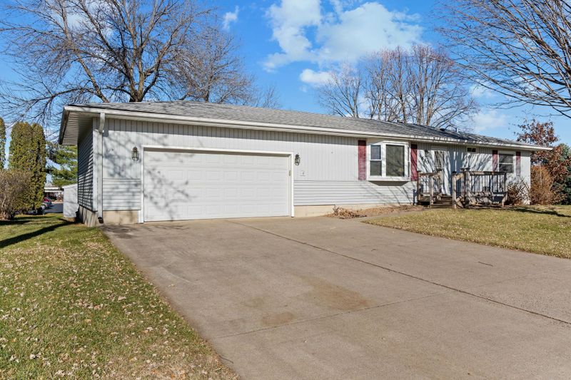 680 24th St NE, Owatonna, MN 55060