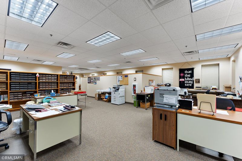 375 Bridgepoint Way, South Saint Paul, MN 55075