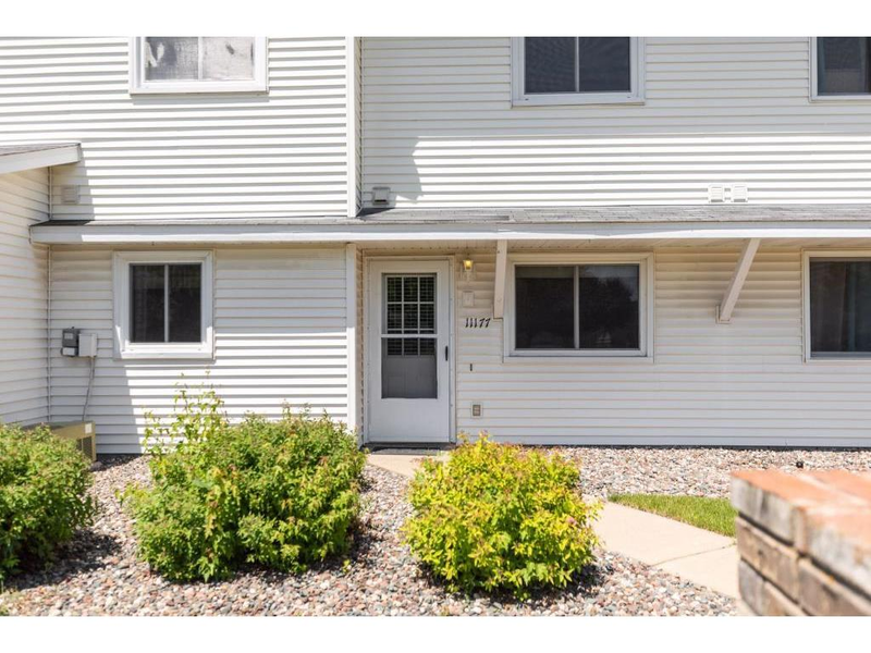 11177 Drake St NW, Coon Rapids, MN 55433