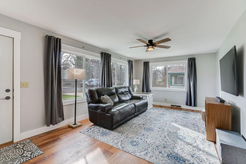 704 Elm St W, Stillwater, MN 55082