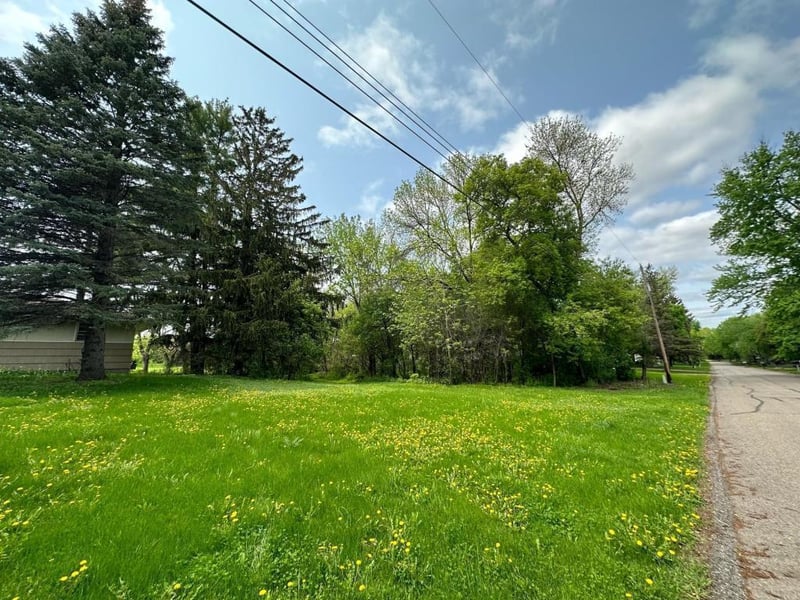47 Hackberry Hill, Long Lake, MN 55356