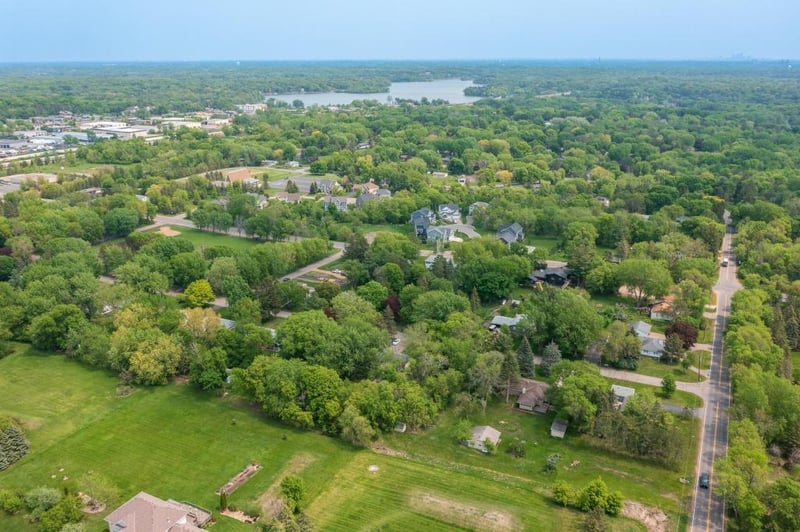 47 Hackberry Hill, Long Lake, MN 55356