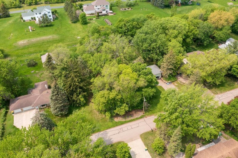 47 Hackberry Hill, Long Lake, MN 55356